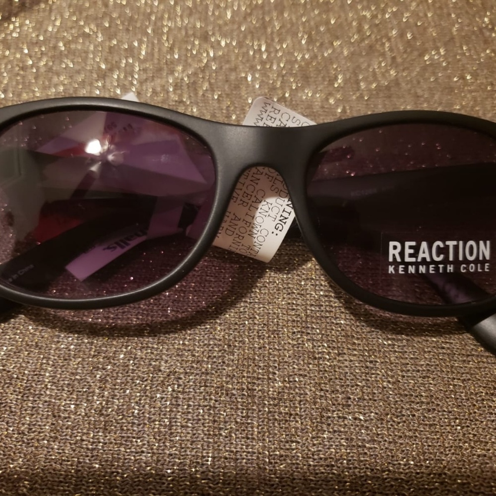 Kenneth Cole Reaction Sunglasses
